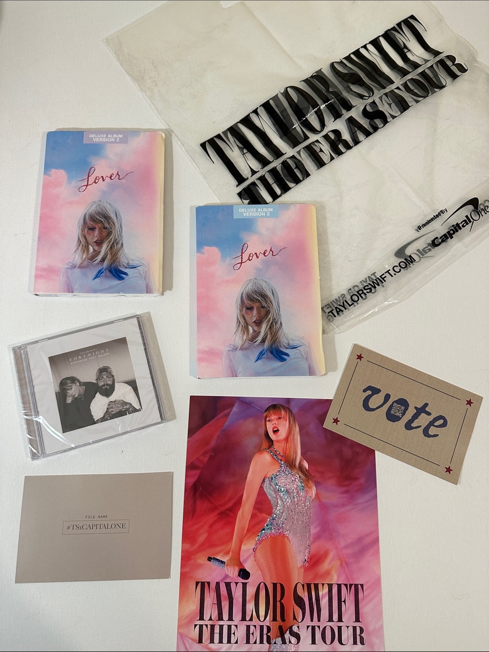 TAYLOR SWIFT BUNDLE